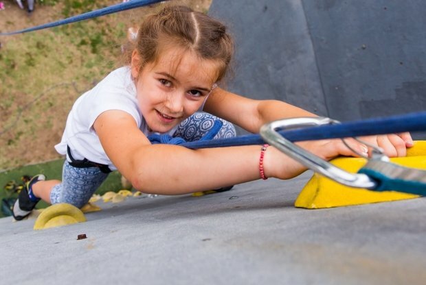 7 скалодромов Санкт-Петербурга, куда можно смело идти всей семьей 7 скалодромов Санкт-Петербурга, куда можно смело идти всей семьей